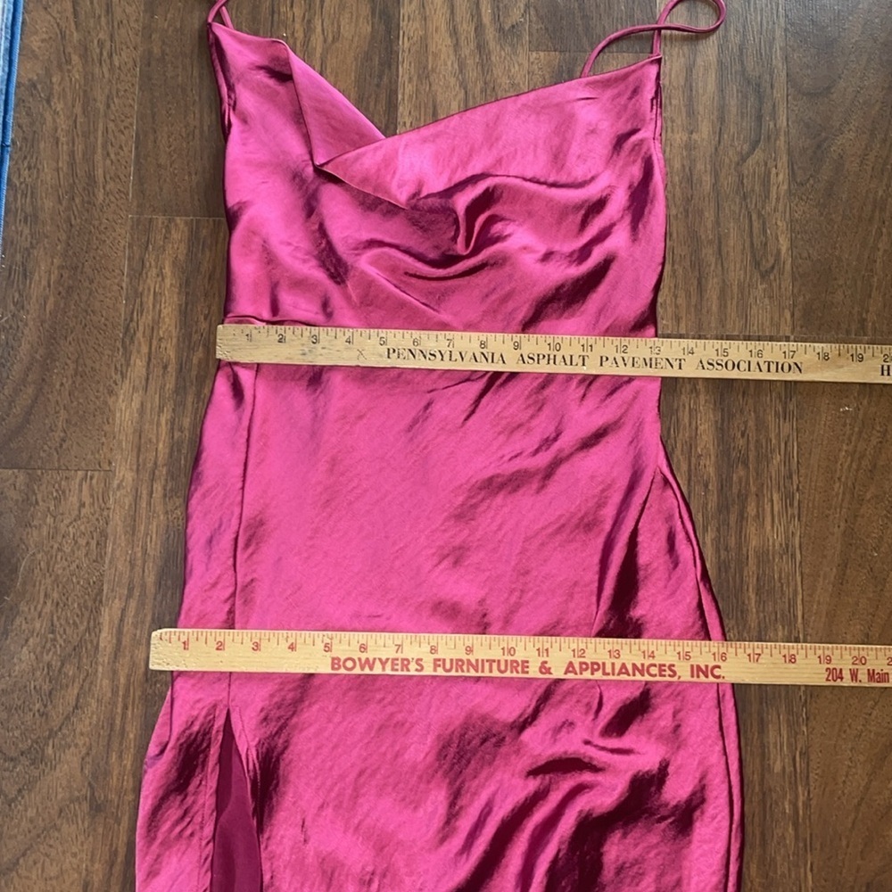 Lioness Walk The Line Midi Dress Magenta size small NWT - Picture 6 of 9
